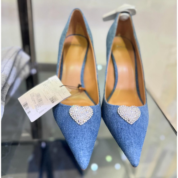 MANGO Embellished Heels NWT | Denim Point Toe w/ Rhinestone Heart - Picture 14 of 16